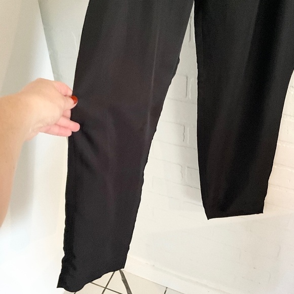 Aritzia Babaton Dress Pants Trousers High Waist Darted Silky Black Pockets 6 - Picture 7 of 16